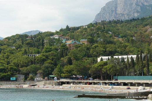 Detached house in Kastropol!, Yalta - apartment by the day