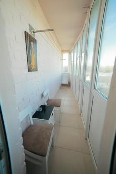 I rent daily a 3-room apartment, Mykolaiv - apartment by the day