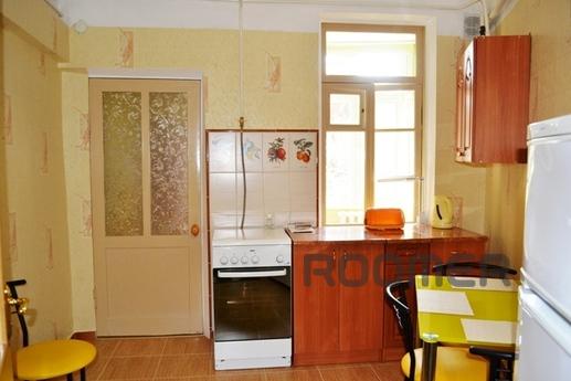 I rent my 1Q in Yalta, 5 minutes to the, Yalta - apartment by the day