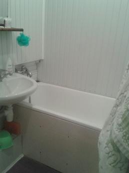 I rent my 2-to. Square in on Frunze, Yevpatoriya - apartment by the day