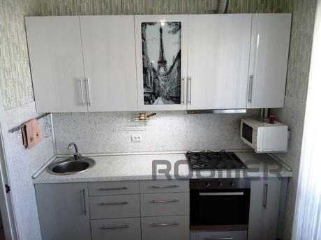 2 bedroom apartment in Feodosia, Feodosia - apartment by the day