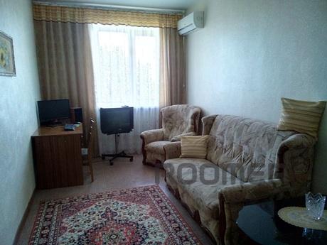 2 bedroom apartment in Feodosia, Feodosia - apartment by the day