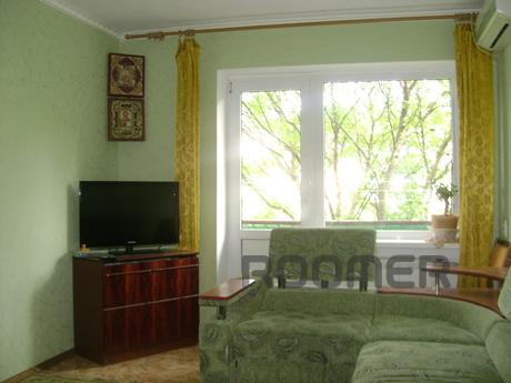 квартира расположена по центральной курортной ул Фрунзе в 20