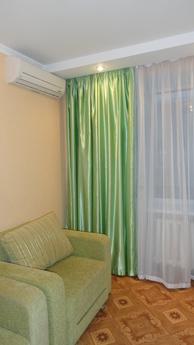 Luxurious apartment in the city center, Chernihiv - apartment by the day