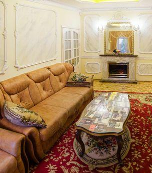 VIP Deribasovskaya, 10, Odessa - apartment by the day