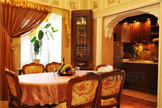 VIP Deribasovskaya, 10, Odessa - apartment by the day
