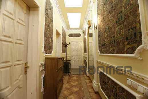 VIP Deribasovskaya, 10, Odessa - apartment by the day