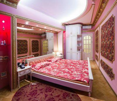 VIP Deribasovskaya, 10, Odessa - apartment by the day