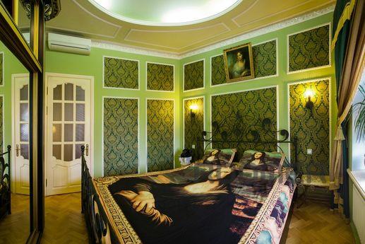 VIP Deribasovskaya, 10, Odessa - apartment by the day