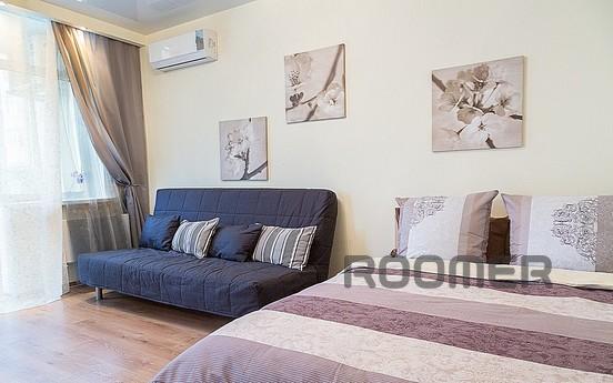 Modern and cozy studio apartment, Yekaterinburg - apartment by the day