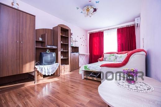 Пляж Золотой Берег, WI-FI, ТЦ'Панорама', Одесса - квартира посуточно