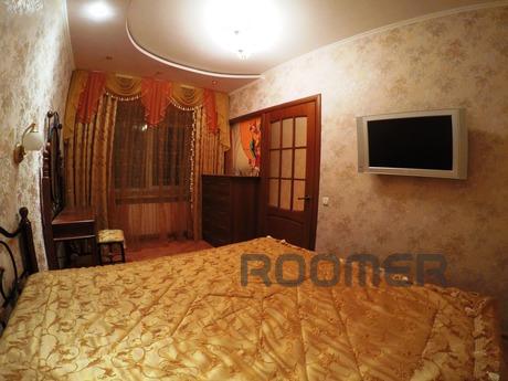 Beautiful 3 to the apartment in new buil, Perm - apartment by the day
