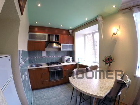 Wonderful 2-bedroom apartment, Perm - apartment by the day