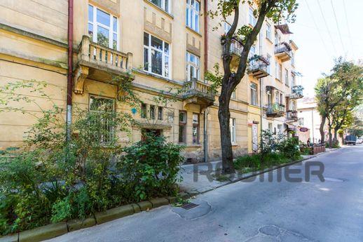 Romantic Studio in the center for two, Lviv - apartment by the day