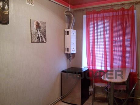 1 / k, Lenina ave., 250 UAH, Mykolaiv - apartment by the day