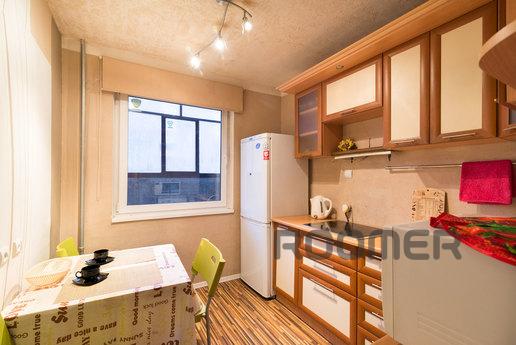 Apartment opposite the  Botanic station, Yekaterinburg - apartment by the day