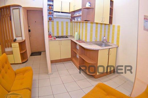 Decent apartment near the subway, Moscow - apartment by the day
