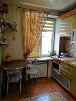 Rent daily and hourly apartments and houses, Zaporizhzhia - apartment by the day