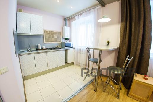 Studio on the main avenue, Tula - apartment by the day