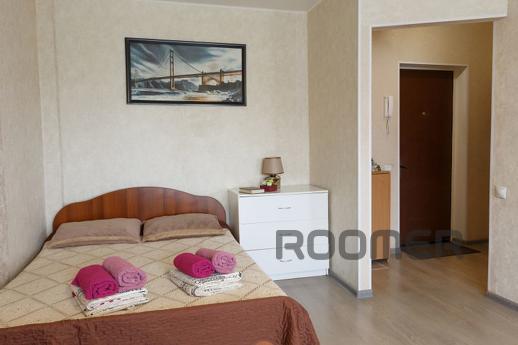 Comfortable, bright, stylish studio apartment with new Europ