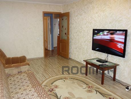 Clean 2 room apartment in the center, Uralsk - apartment by the day