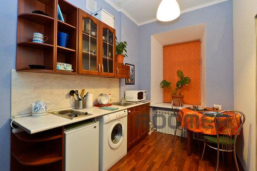 The apartment is in the center., Saint Petersburg - apartment by the day