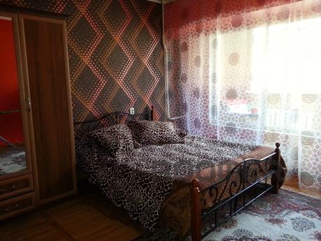 Urgently looking!, Almaty - apartment by the day