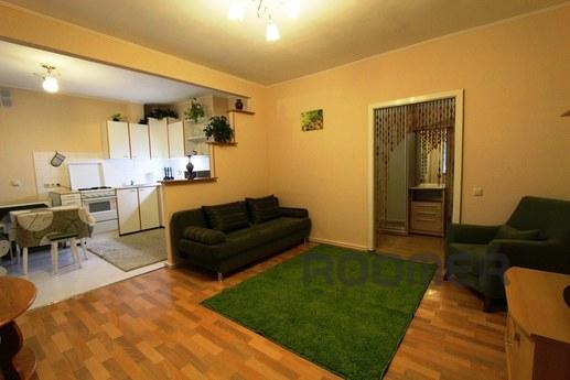 2 bedroom apartment in the center of Alm, Almaty - apartment by the day