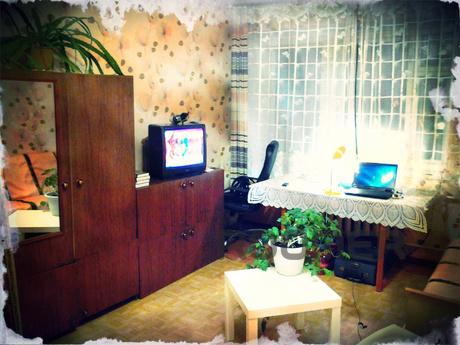 Beautiful 1shka Spot, Kirov - apartment by the day