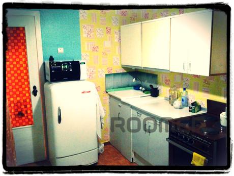 Beautiful 1shka Spot, Kirov - apartment by the day