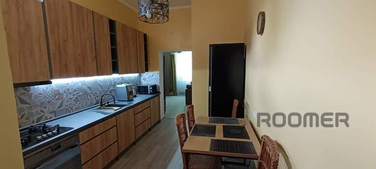 QUIET ON DOBU, Chernivtsi - apartment by the day