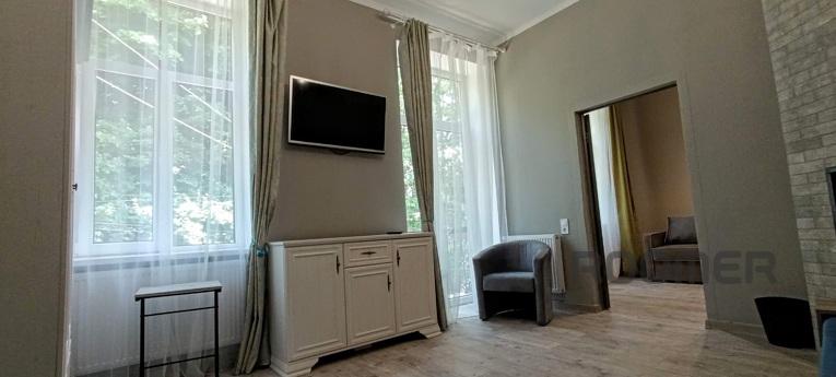 QUIET ON DOBU, Chernivtsi - apartment by the day