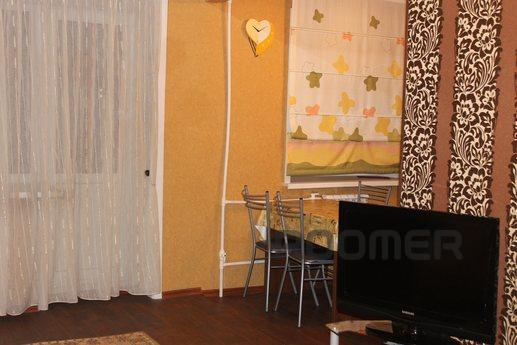 Luxurious apartment in the city center, Karaganda - apartment by the day