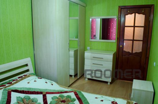 2 bedroom apartment in the center, Karaganda - apartment by the day