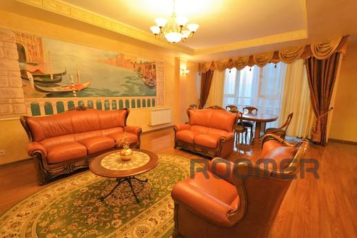 3-bedroom apartment on the 18th floor, Almaty - apartment by the day