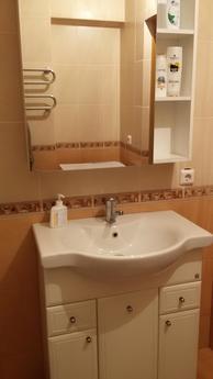 Clean, comfortable apartment, Astana - apartment by the day