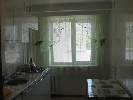 Arbat. 1 bedroom for rent, Almaty - apartment by the day