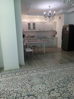 Rent 2k sq in the LCD Aktobe Azhary, Aktobe - apartment by the day