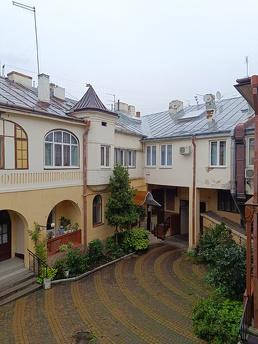 Similar rental of a one-room apartment, Chernivtsi - apartment by the day