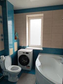 1-room apartment in Novobudovo, Chernivtsi - apartment by the day