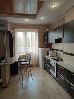 1-room apartment in Novobudovo, Chernivtsi - apartment by the day