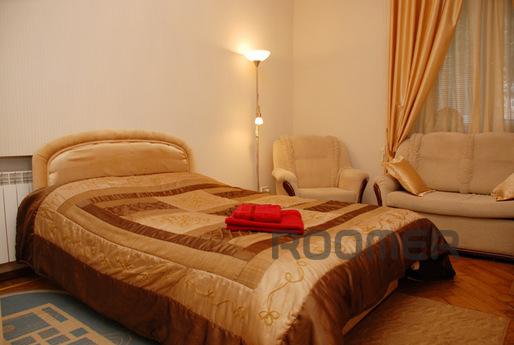 Rent an apartment in person, up to 3 people, light repairs a