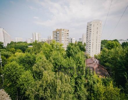 Apartment for rent near the Metro, Moscow - apartment by the day