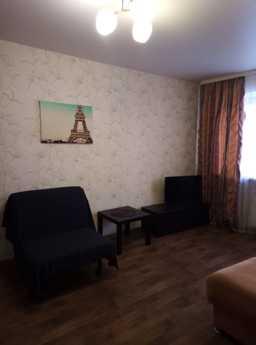 3 bedroom apartment for rent, Novosibirsk - apartment by the day