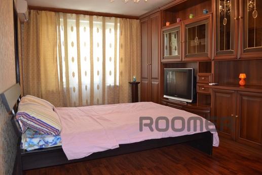 Cool apartment near the metro, Moscow - apartment by the day