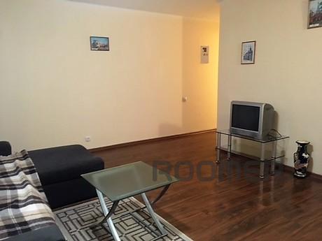 Cozy 2 bedroom apartment (Law), Odessa - apartment by the day