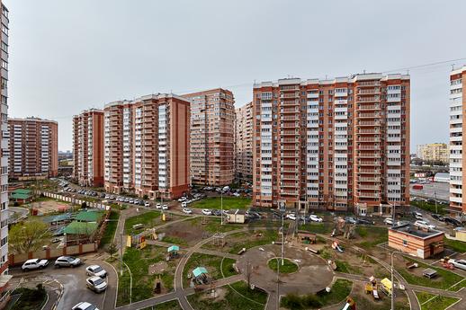 Cozy and clean apartment, Krasnodar - apartment by the day