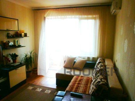 Modern 2shka Spot, Kirov - apartment by the day