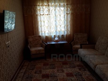 1km square, daily, Center. WI-FI. Eur,, Shymkent - apartment by the day