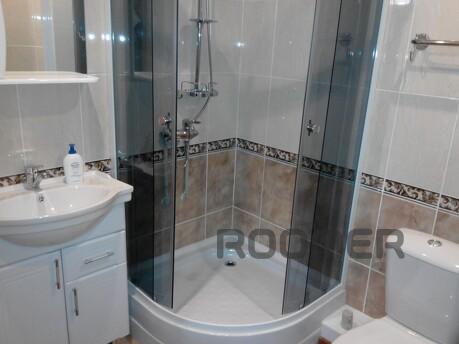 A cozy one-room apartment is for rent. The apartment has eve